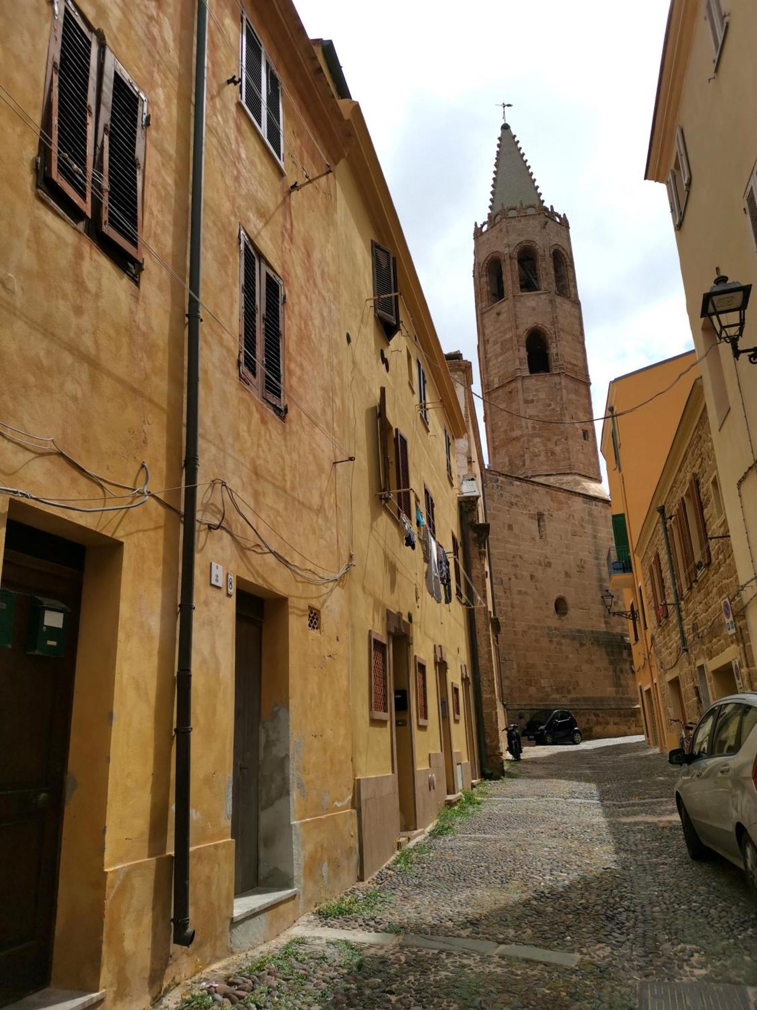Casa Vacanza Il Campanile Alghero Buitenkant foto